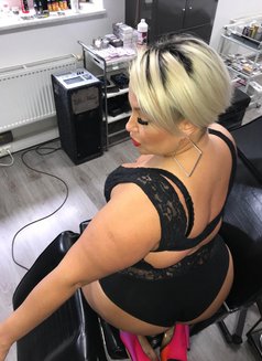 Stunning BBW Simone - puta in London Photo 15 of 15