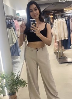 STUNNING MALAYSIA LADYBOY W CARAMEL DICK - Transsexual escort in Kuala Lumpur Photo 19 of 30