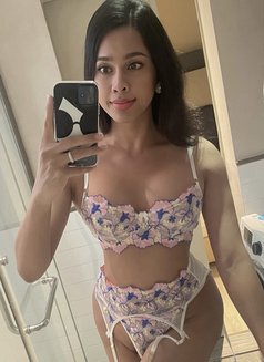 STUNNING MALAYSIA LADYBOY W CARAMEL DICK - Transsexual escort in Kuala Lumpur Photo 26 of 30