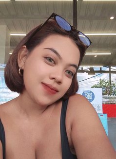 Stunning REAL HOT INDEPENDENT MAYANG - puta in Bali Photo 7 of 7