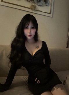 Su Jee Kim🇰🇷 - puta in Bangkok Photo 2 of 5