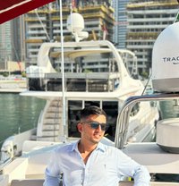 Su Love - Male escort agency in Abu Dhabi