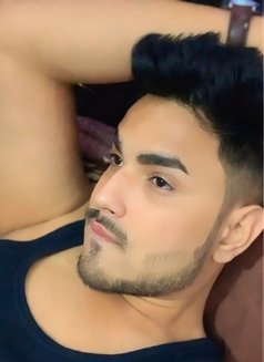 Suan Roy for male escort - Acompañantes masculino in Bangalore Photo 2 of 6