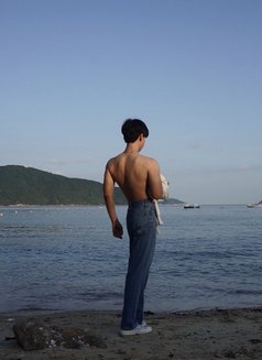 Sub Bottom - Male escort in Hong Kong Photo 2 of 9