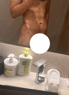 Sub Bottom - Male escort in Hong Kong Photo 5 of 9