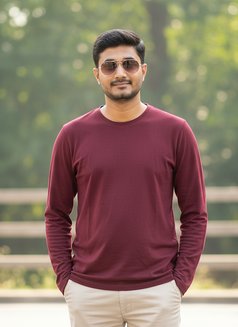 Desi Boy - Acompañantes masculino in Kolkata Photo 2 of 2