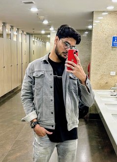 Subham - Male escort in Pune Photo 5 of 5