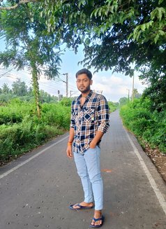 SUBH(Verified profile) - Male escort in Kolkata Photo 5 of 8