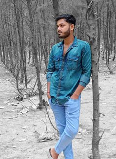 SUBH(Verified profile) - Male escort in Kolkata Photo 8 of 8