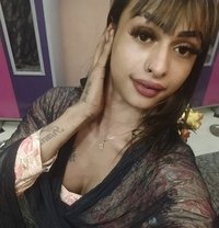 Subhi - Transsexual escort in Mumbai
