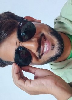 Subho - Male escort in Kolkata Photo 2 of 5