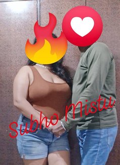 Subho Mistu Paid Couple - Intérprete de adultos in Kolkata Photo 1 of 13
