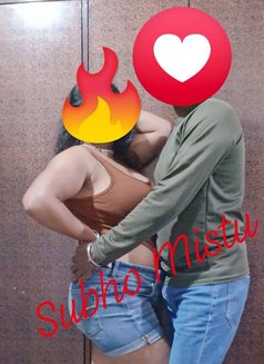 Subho Mistu Paid Couple - Intérprete de adultos in Kolkata Photo 2 of 13
