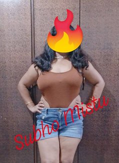 Subho Mistu Paid Couple - Intérprete de adultos in Kolkata Photo 3 of 13