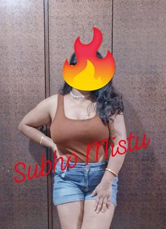 Subho Mistu Paid Couple - Intérprete de adultos in Kolkata Photo 6 of 13