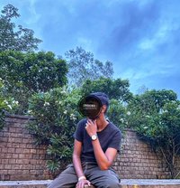 Subo - Acompañantes masculino in Pune