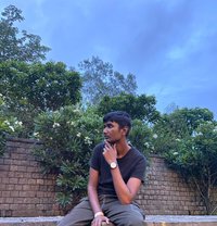 Subo - Acompañantes masculino in Pune