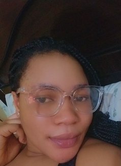 Successful - escort in Al Ain Photo 1 of 2