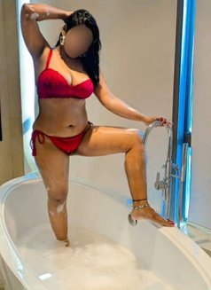 Suchismita Sengupta Bengali Independent - puta in Mumbai Photo 2 of 7