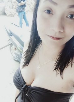 Suci - escort in Dubai Photo 1 of 3