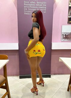 Sucy - escort in Accra Photo 1 of 4