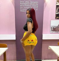 Sucy - escort in Accra