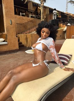 Sucy - escort in Accra Photo 2 of 4