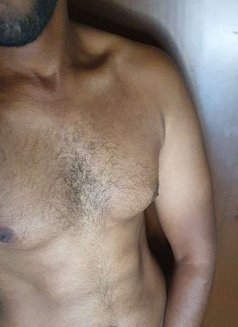 BBC Bull 18cm - Acompañantes masculino in Al Manama Photo 5 of 5