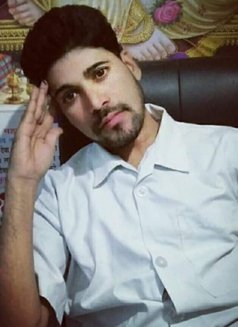 Sudheer - Male escort in Hyderabad Photo 1 of 5