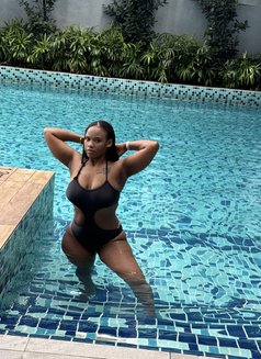 Sue High End Escort - escort in Kuala Lumpur Photo 2 of 4