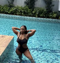 Sue High End Escort - puta in Kuala Lumpur