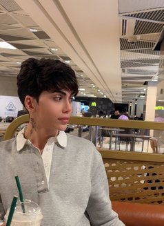 Suel - Male escort in London Photo 23 of 26