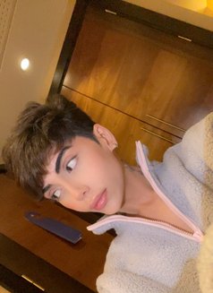 Suel - Male escort in London Photo 21 of 30