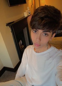 Suel - Male escort in London Photo 24 of 30