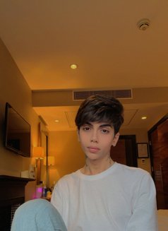 Suel - Male escort in London Photo 26 of 30