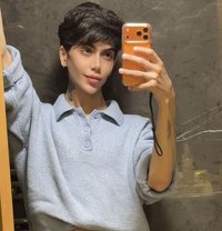 Suel - Male escort in London