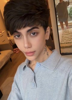 Suel - Male escort in London Photo 20 of 20