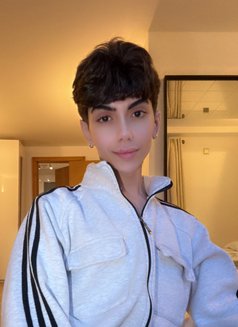 Suel - Male escort in London Photo 2 of 26