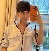 Suel - Male escort in London