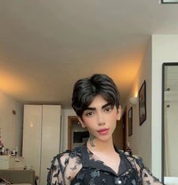 Suel - Male escort in London Photo 1 of 20