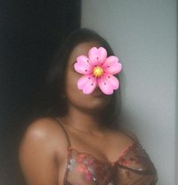 Sugar Babe Chanu - puta in Colombo