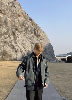 Sugar Baby - Male escort in Dubai Photo 3 of 3