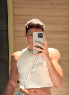 Sugar Baby - Acompañantes masculino in Dubai Photo 6 of 6