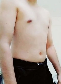 Sugar Boy - Acompañante masculino in Madinah Photo 5 of 9