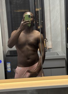 Sugar Boy - Male escort in Beijing Photo 4 of 6