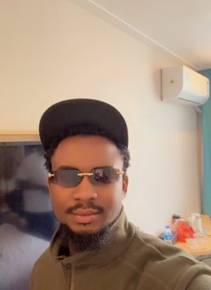 Sugar Boy - Male escort in Guangzhou Photo 4 of 4