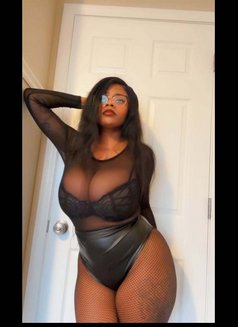 Sugar - adult performer in Visakhapatnam Photo 5 of 8