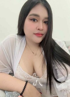 Sugar Cute - puta in Riyadh Photo 12 of 15