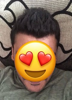 SUGAR MOMMY AND CPL FAVOURITE - Acompañantes masculino in Mumbai Photo 3 of 3