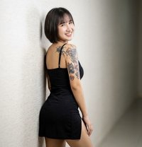 Sugar 22y kiss,cim,deep throat - puta in Chiang Mai